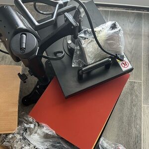5 in 1 Heat Press - Excellent condition